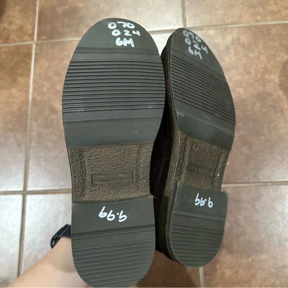 Steve Madden Ashher Oskar Brown Chelsea Boots - Picture 5 of 8